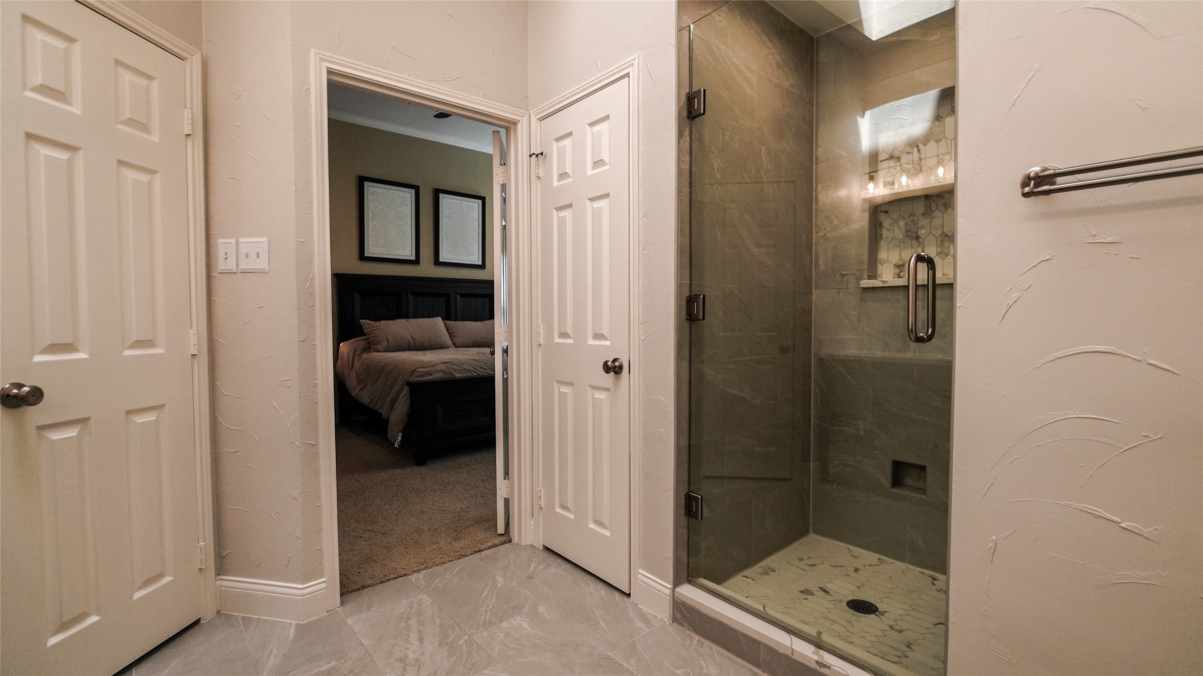 10702 River Oaks Drive