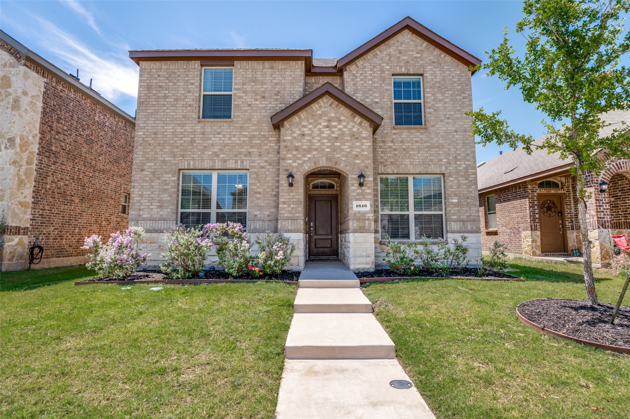 1616 Bennington Lane