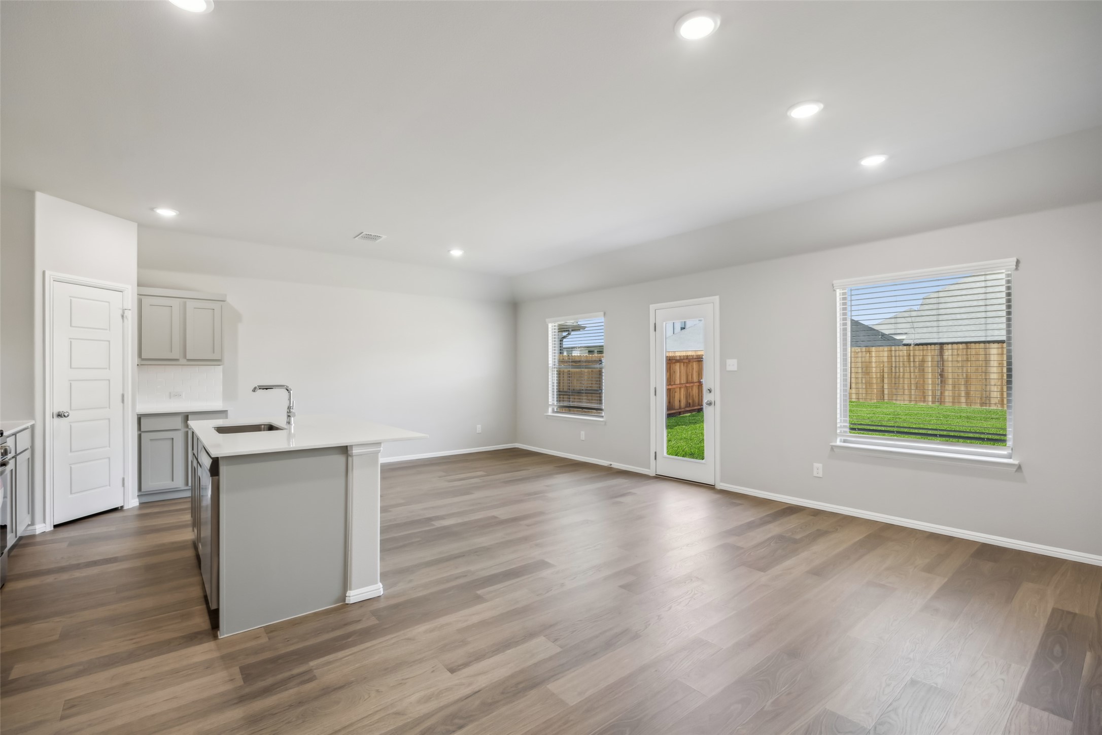 916 Rosemary Hill Drive