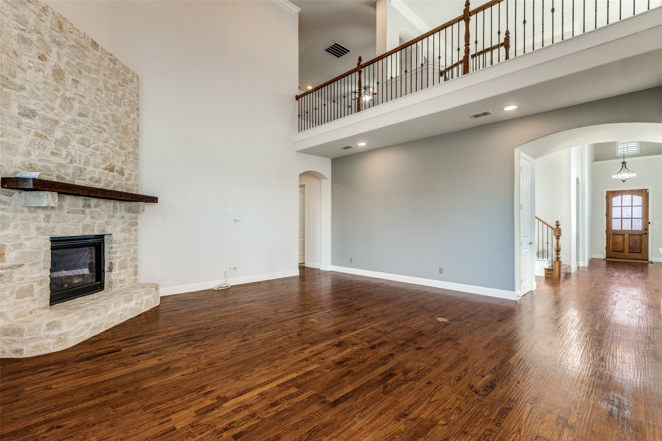 2631 Seabiscuit Road