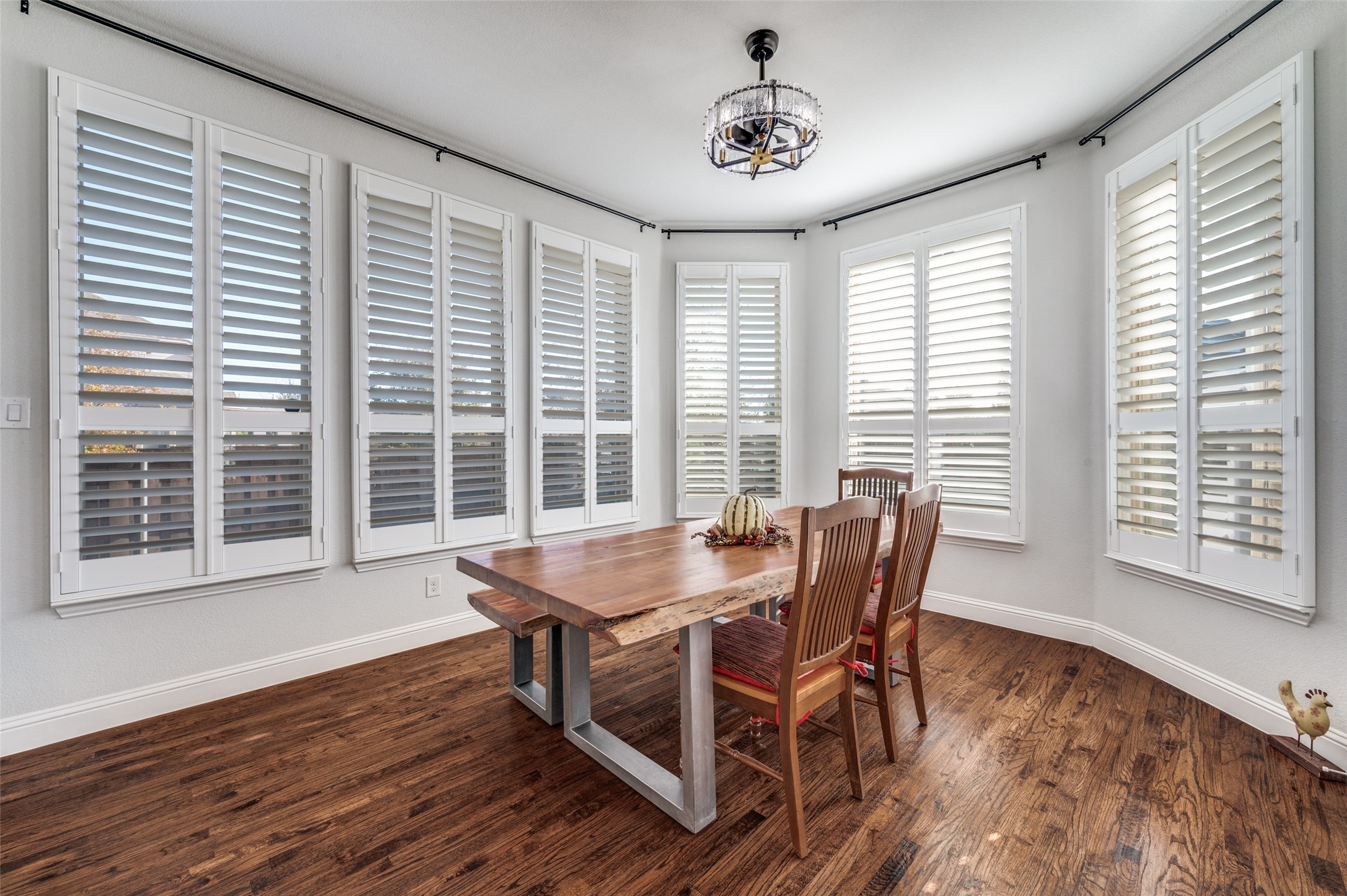 2631 Seabiscuit Road