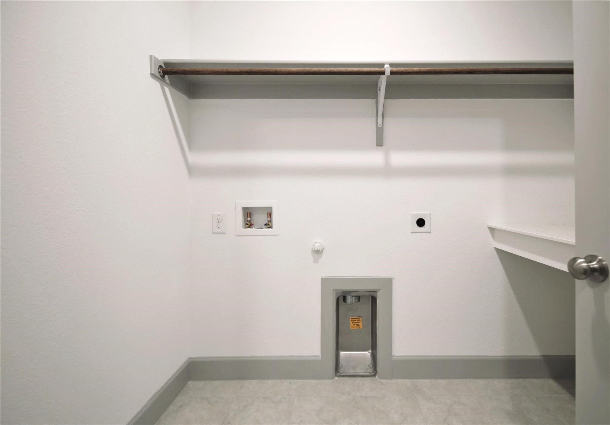 2431 Preakness Place