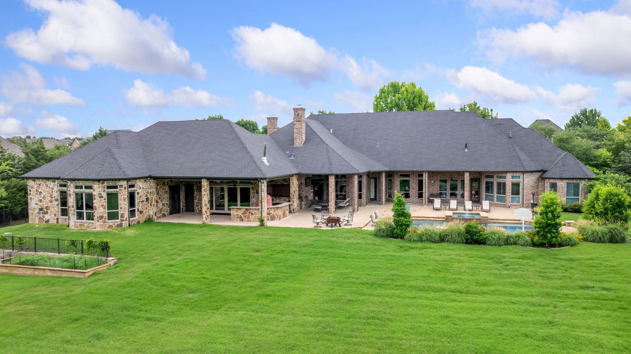 5455 Pebble Creek Drive