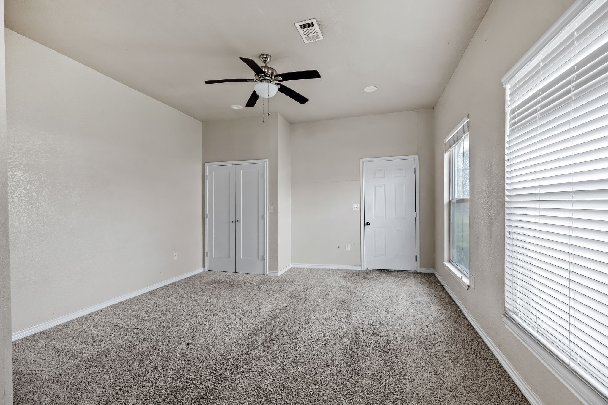 101 W Farm to Market 6