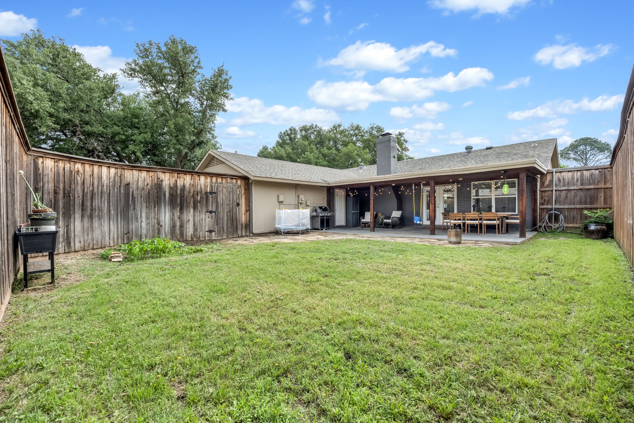 656 Red River Drive