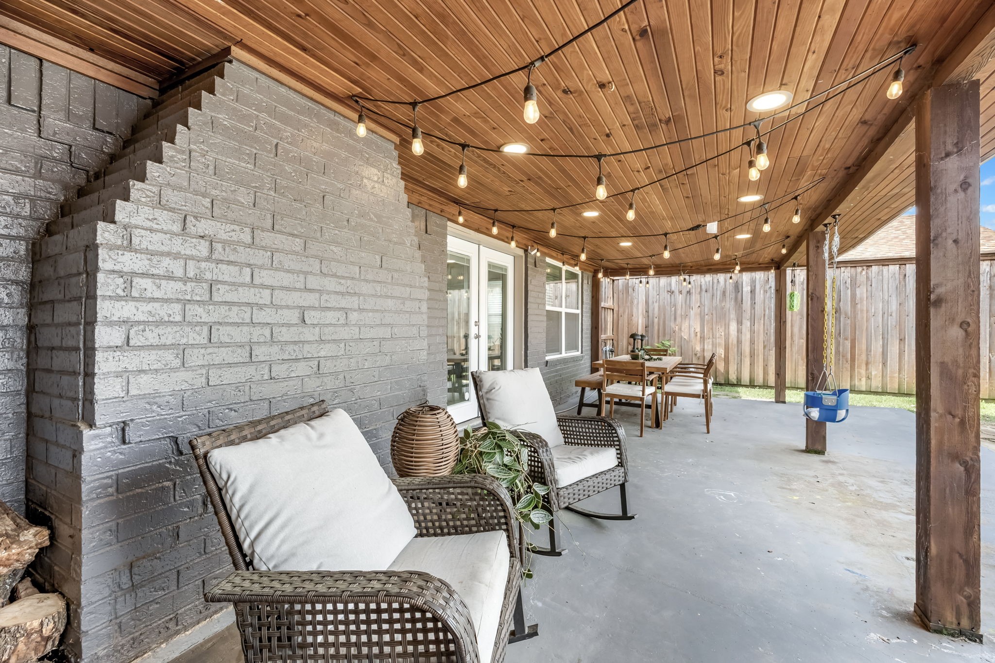 656 Red River Drive