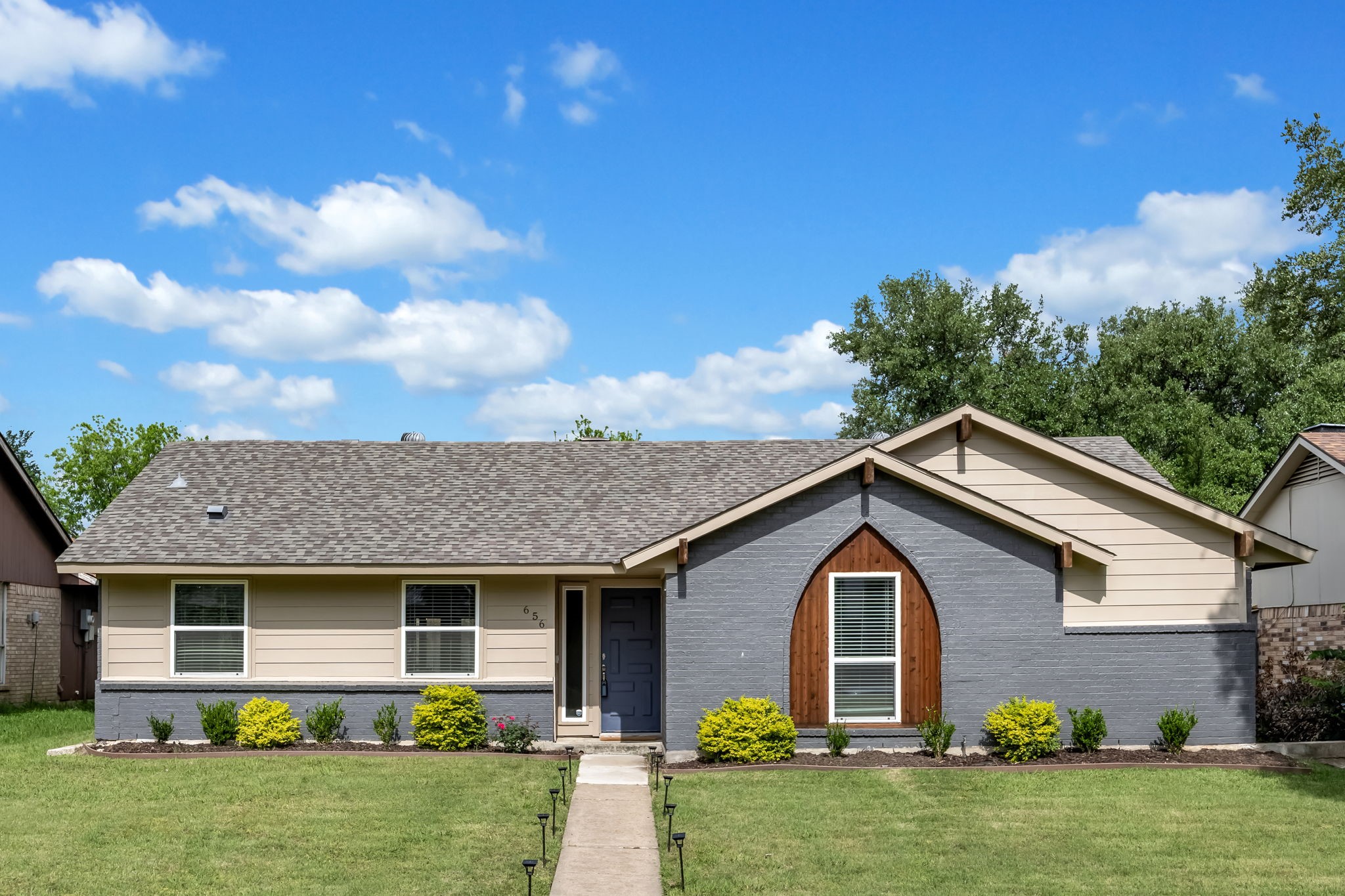 656 Red River Drive