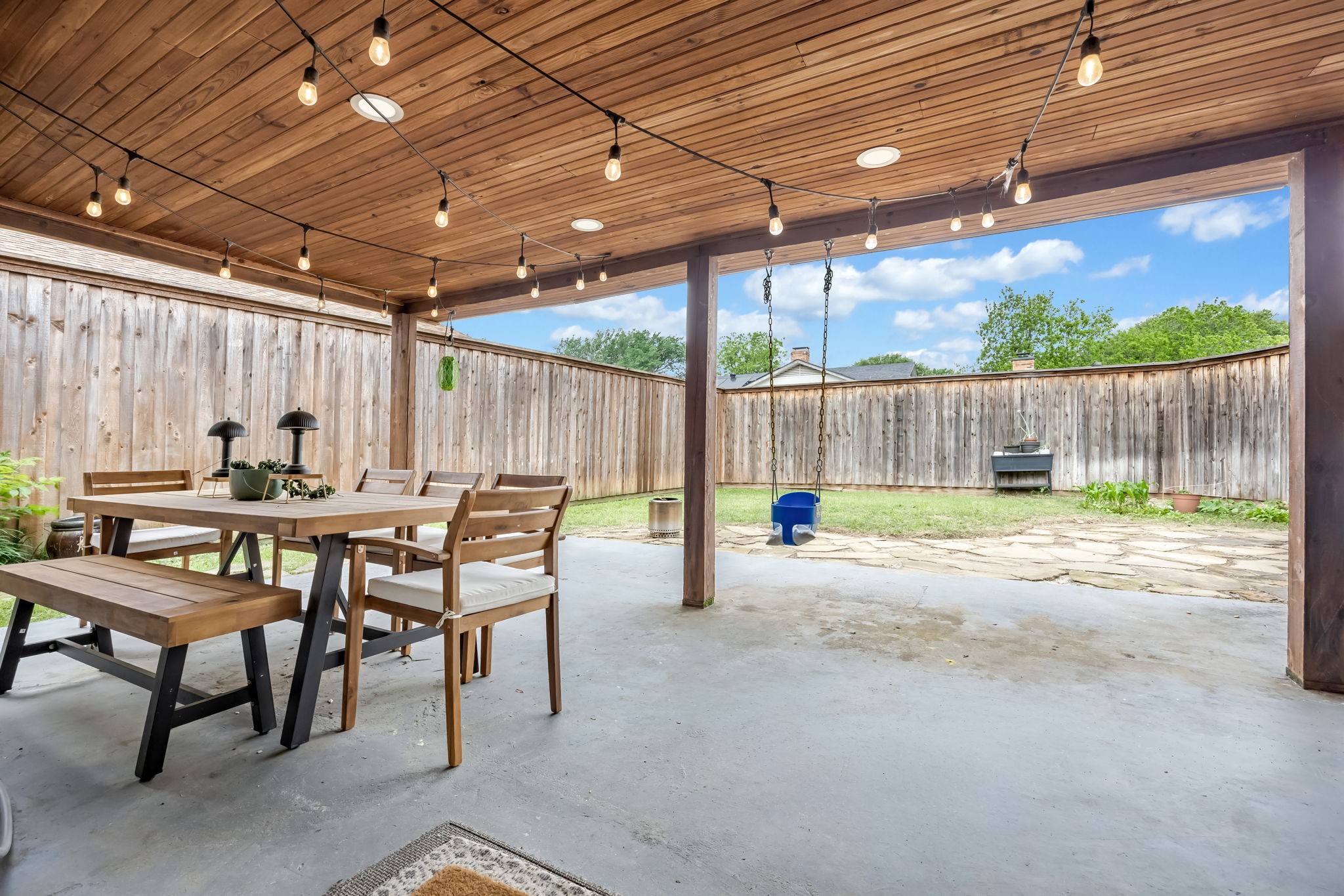 656 Red River Drive