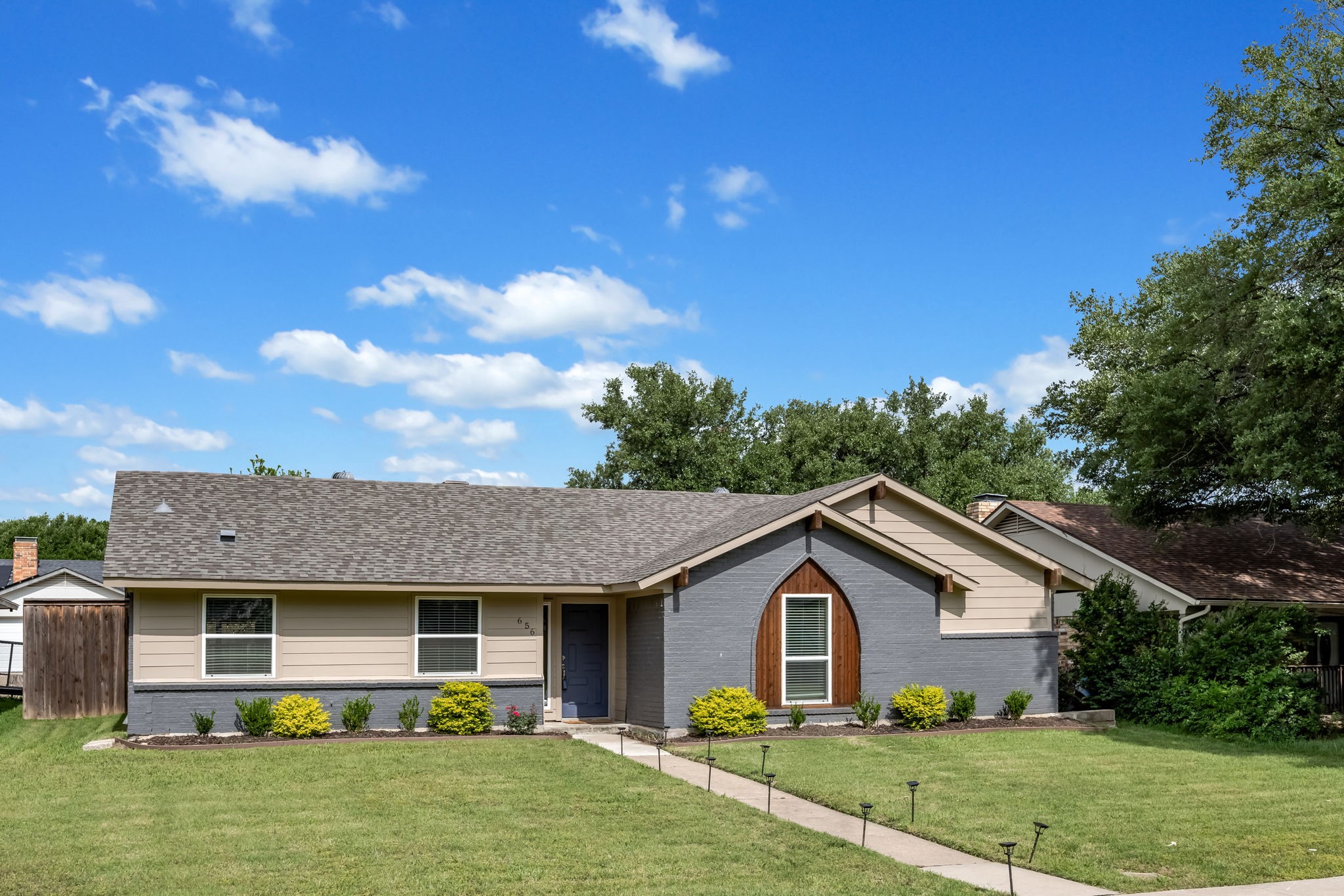 656 Red River Drive