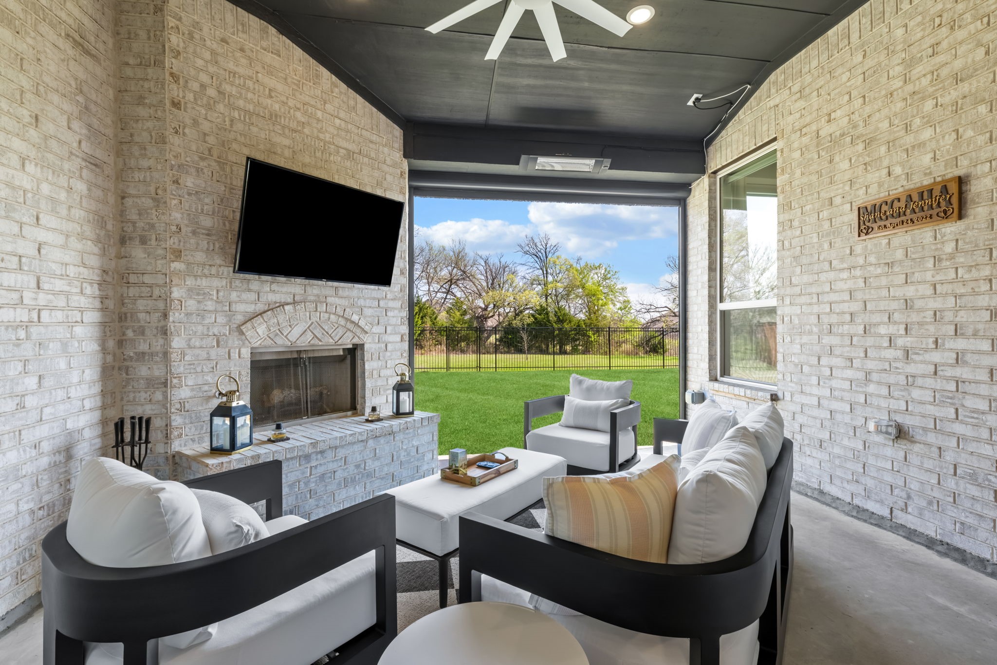 8820 Autumn Lake Trail