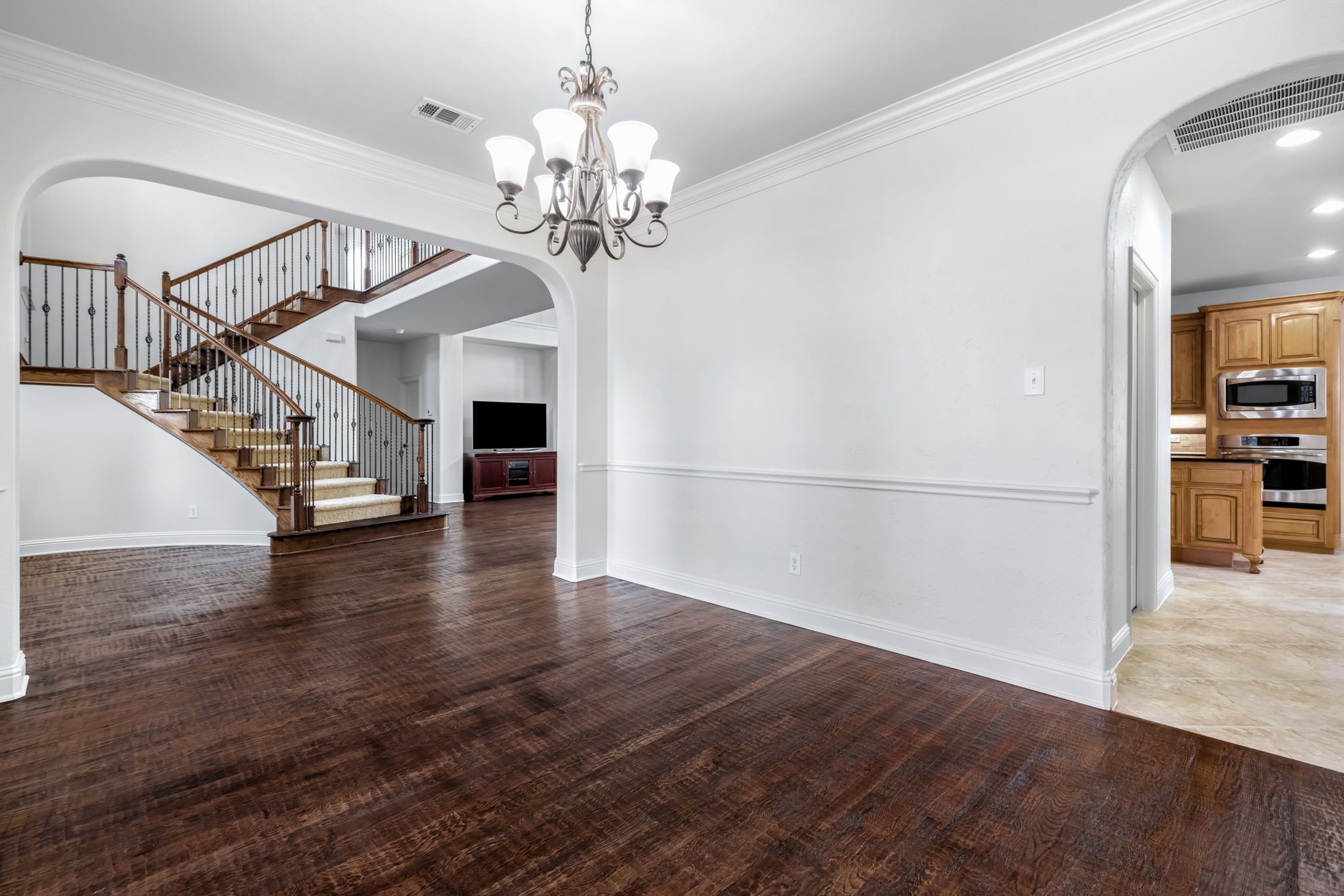 601 Livingston Drive