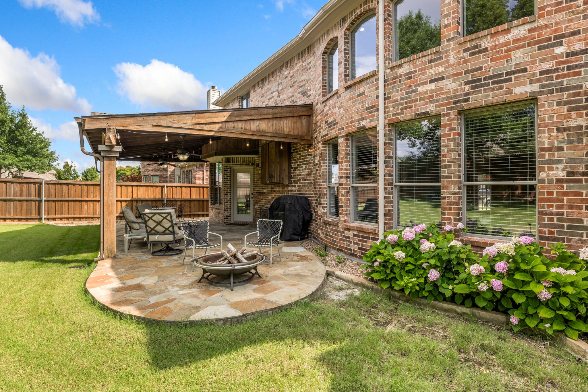 601 Livingston Drive