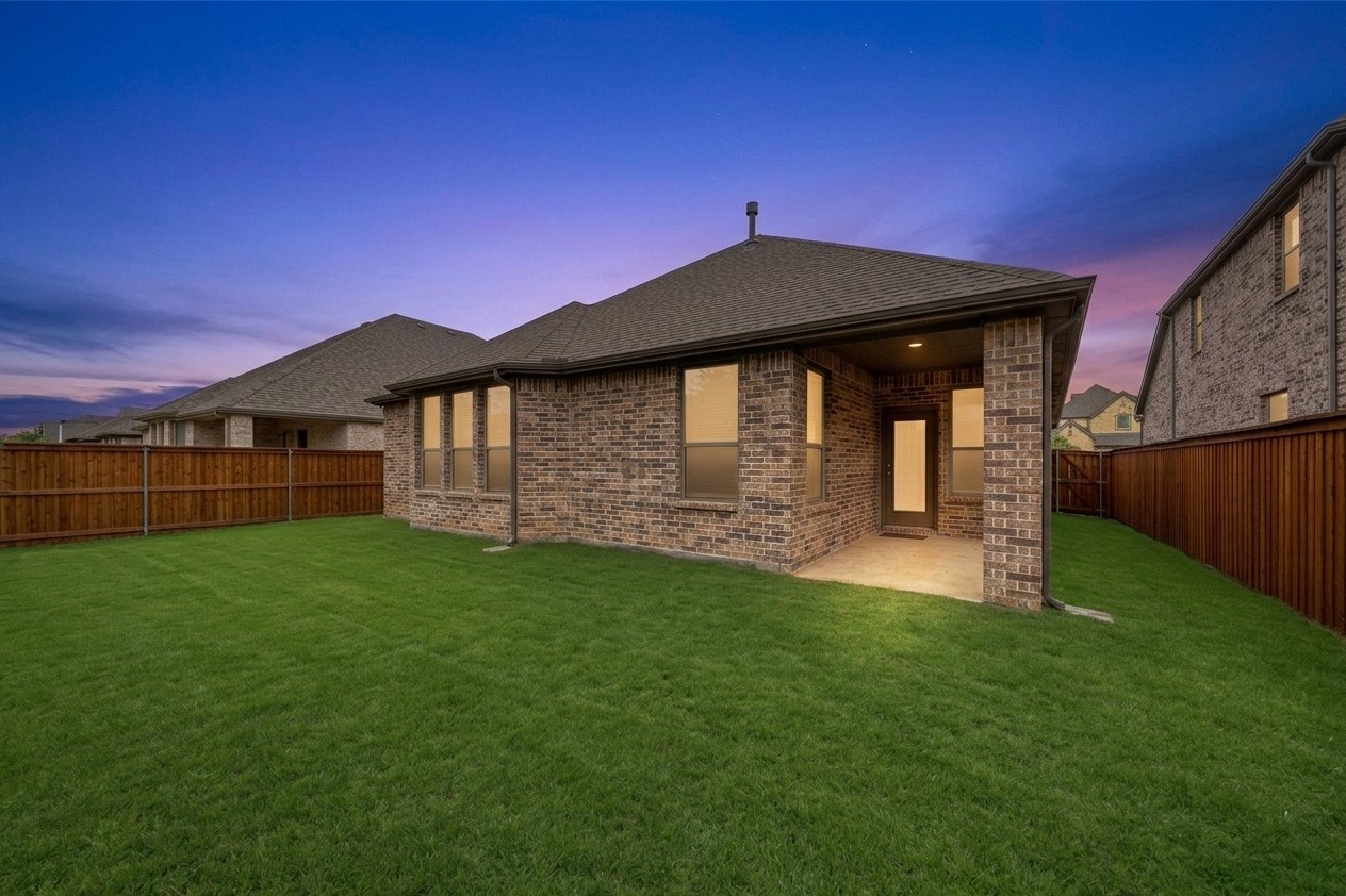9224 Armadillo Trail