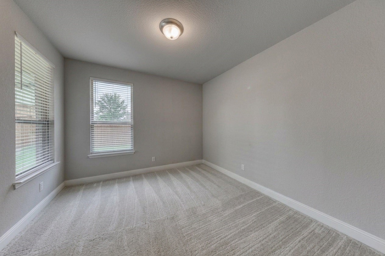 9224 Armadillo Trail