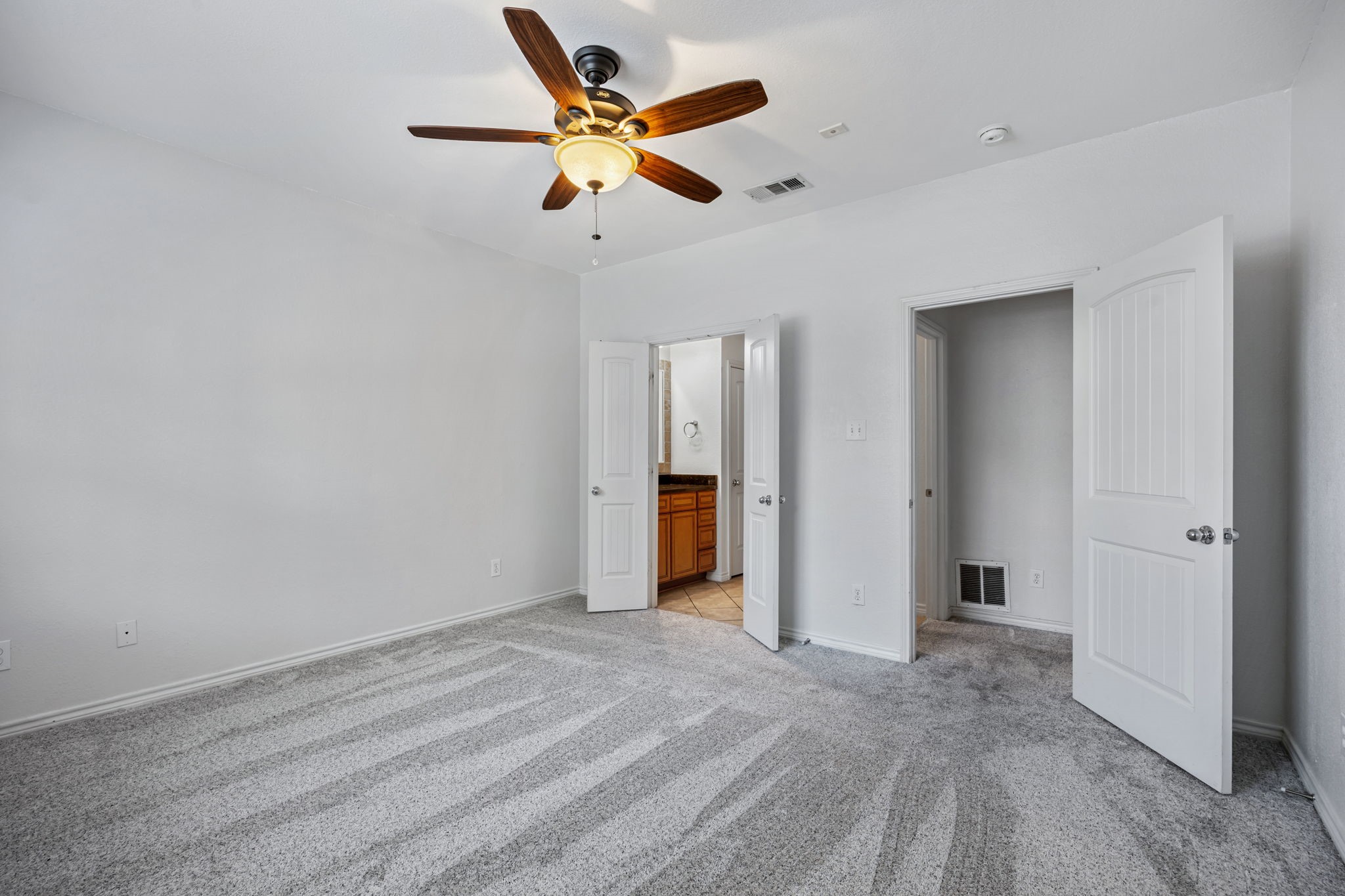 950 Henderson Street 1104