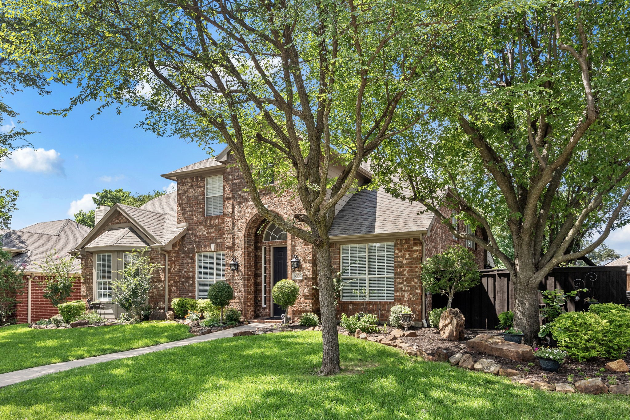 8302 Tanglerose Drive