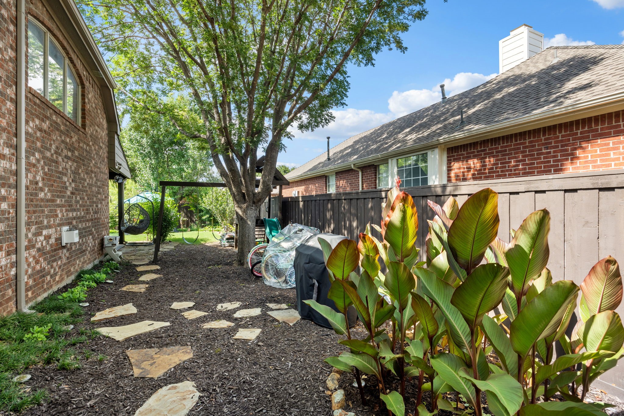 8302 Tanglerose Drive
