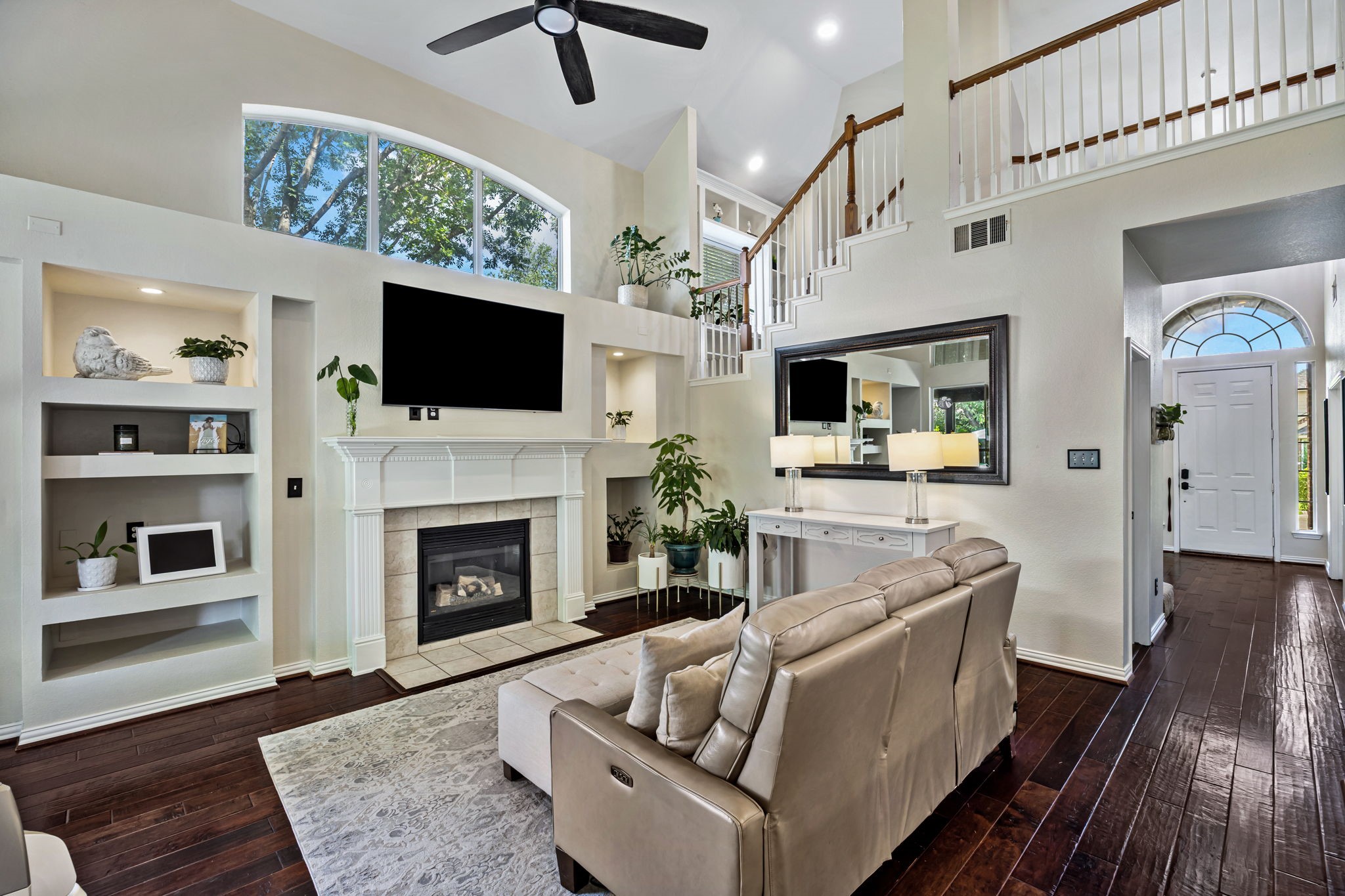 8302 Tanglerose Drive