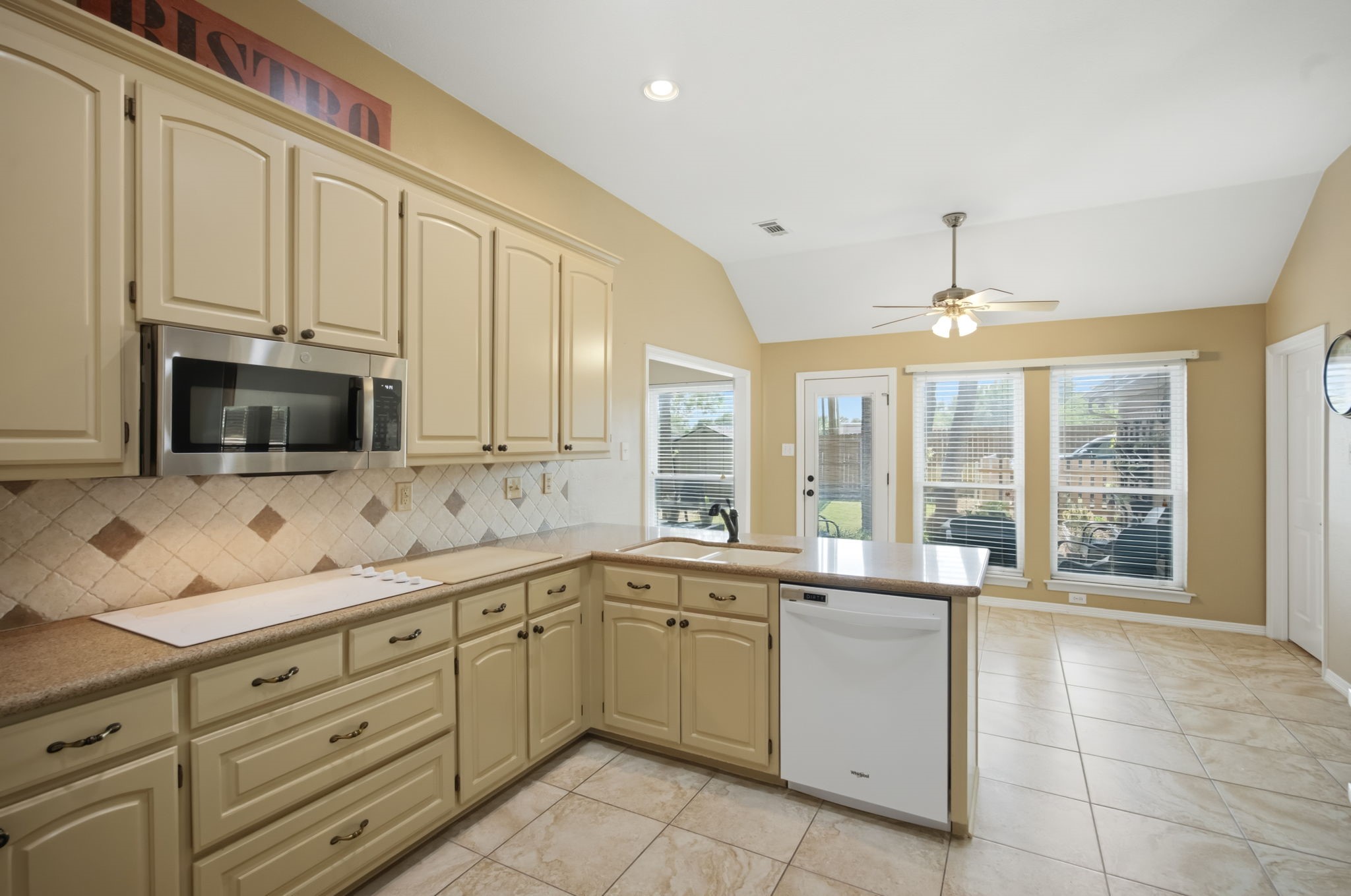 2741 Fox Glenn Court