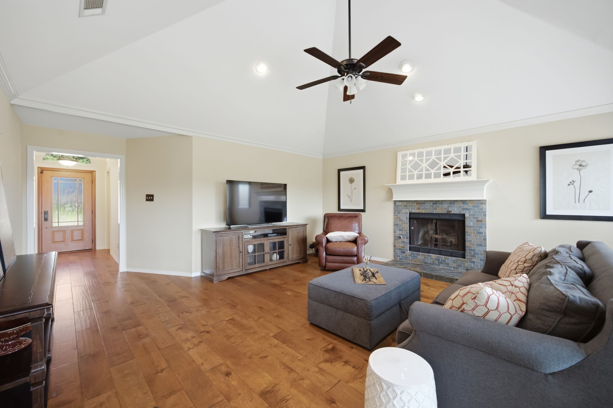 2741 Fox Glenn Court