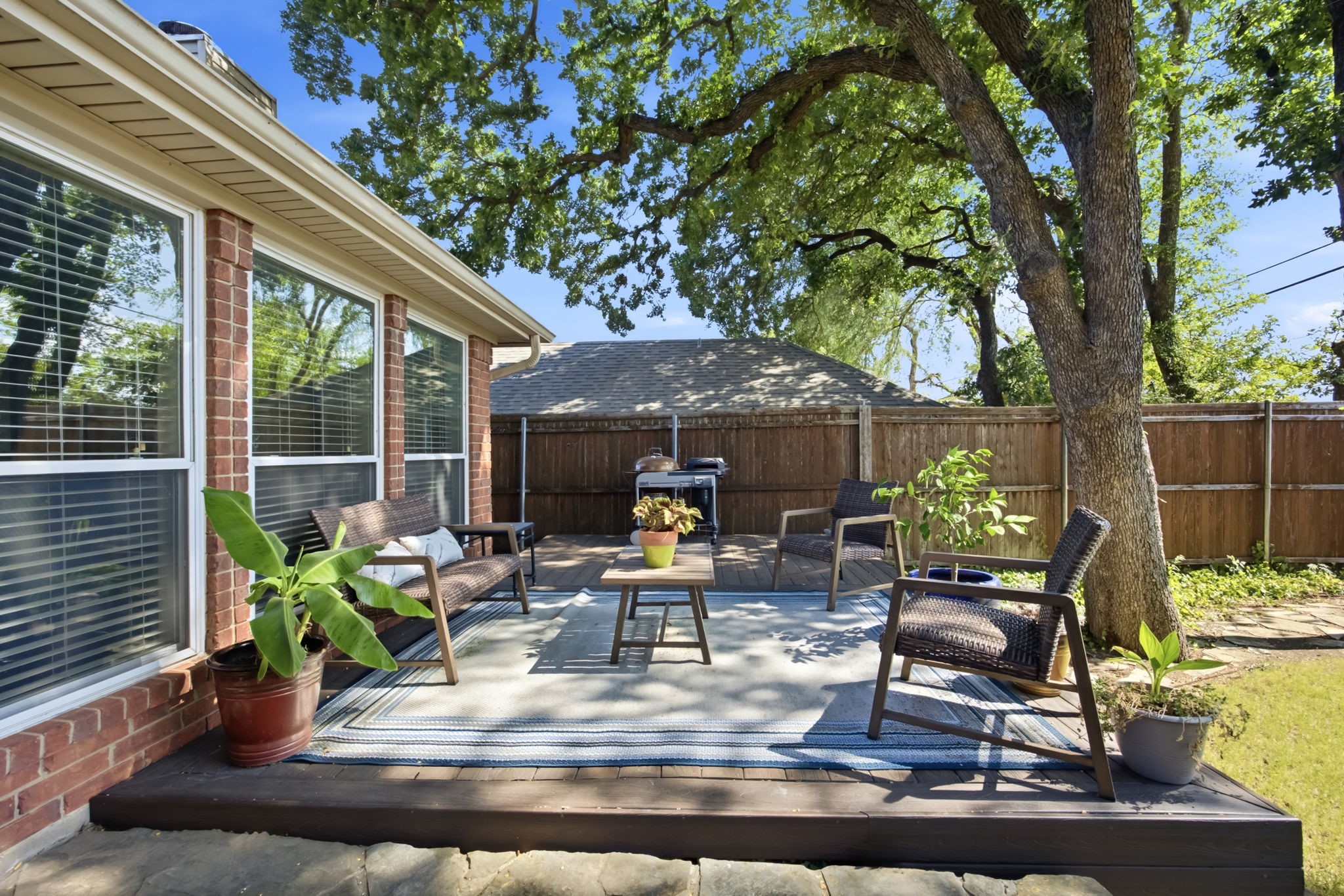 2741 Fox Glenn Court
