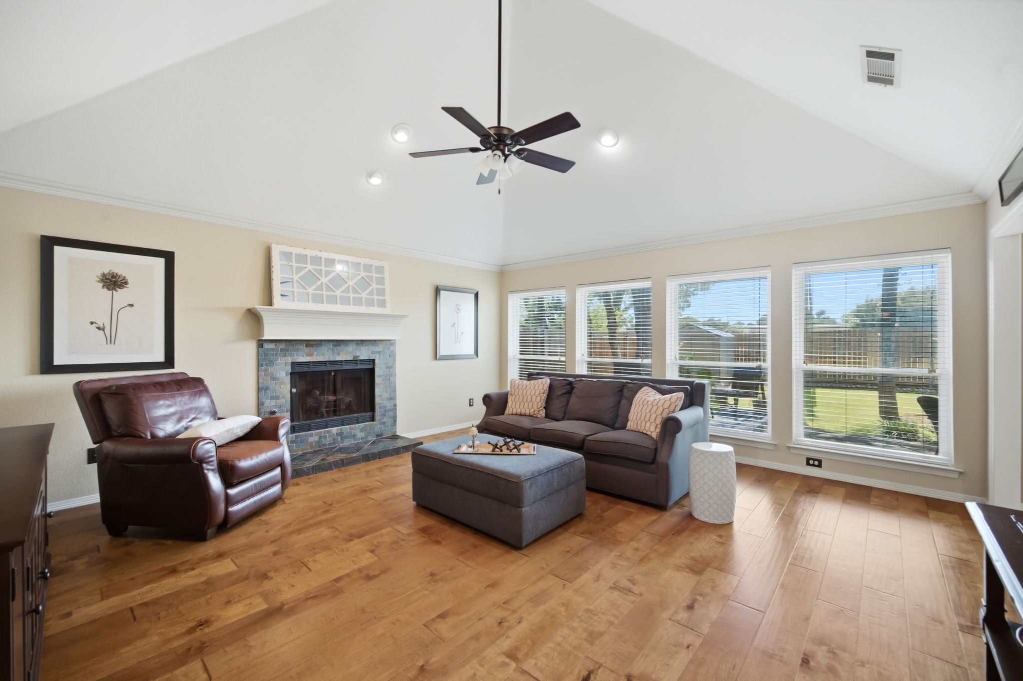2741 Fox Glenn Court