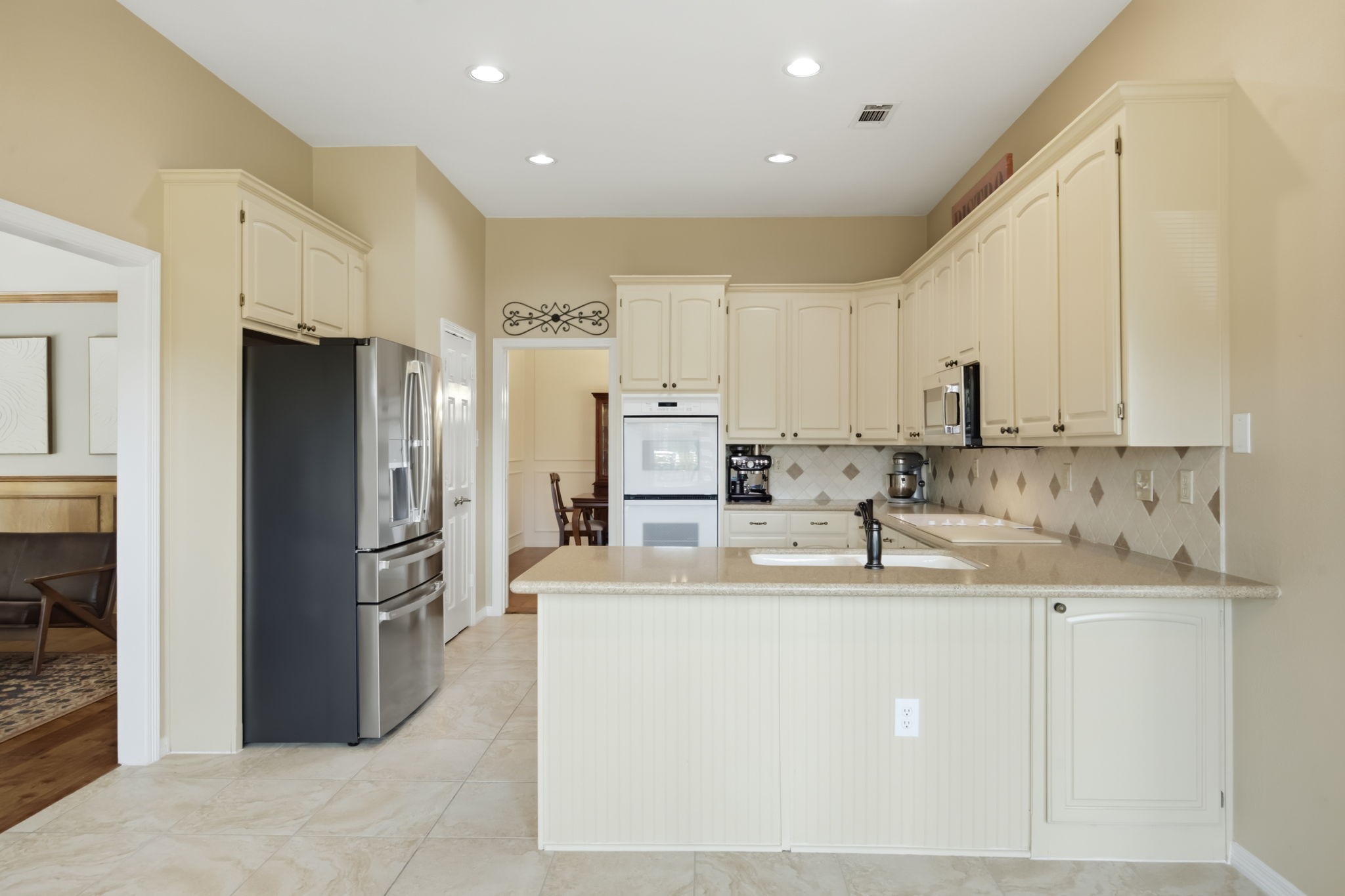 2741 Fox Glenn Court