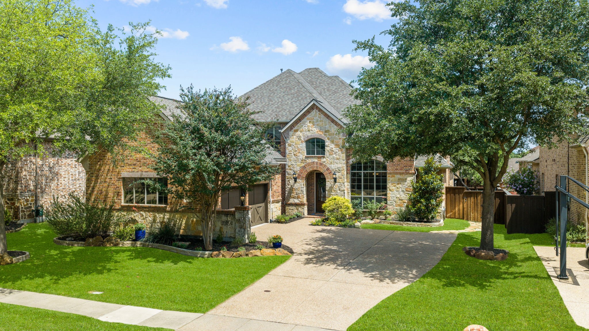 8016 Blue Hole Court