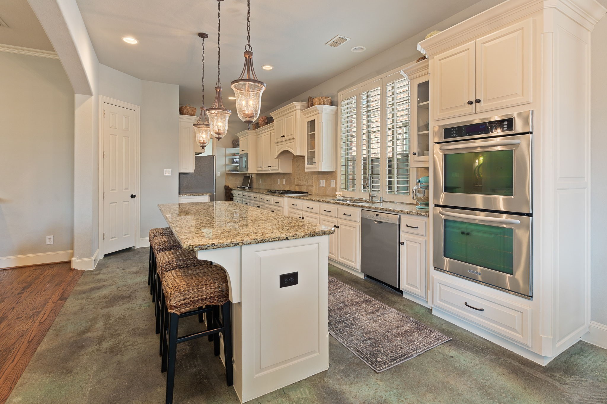 8016 Blue Hole Court
