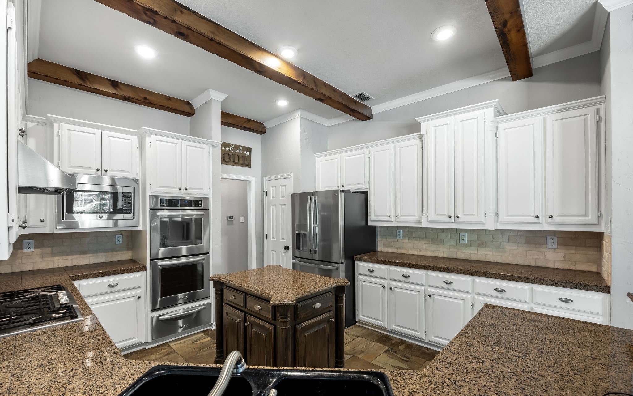 906 Hardage Lane