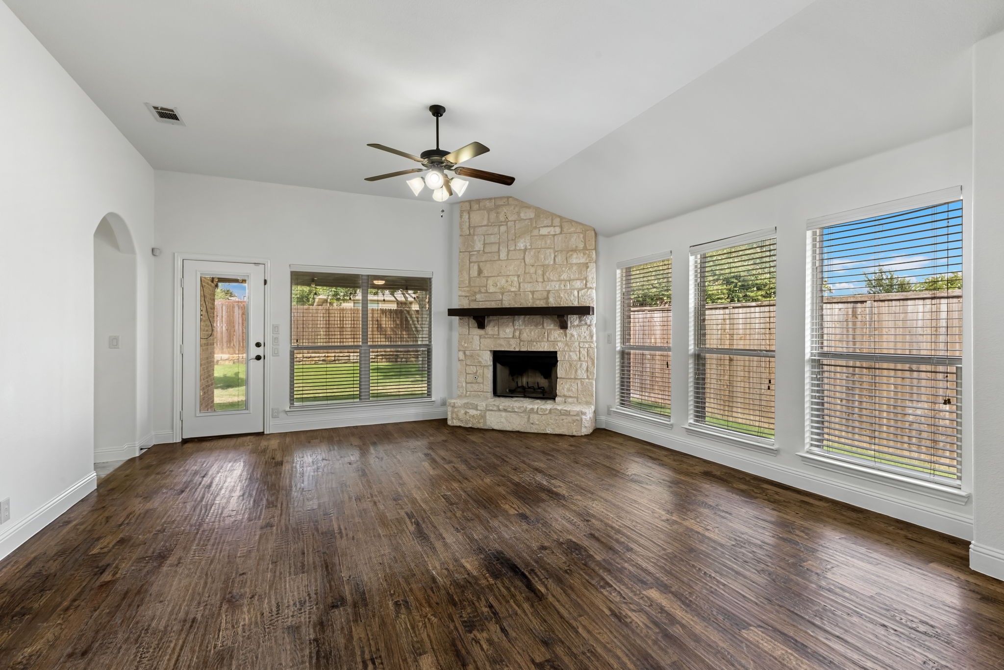 1521 Brush Creek Road