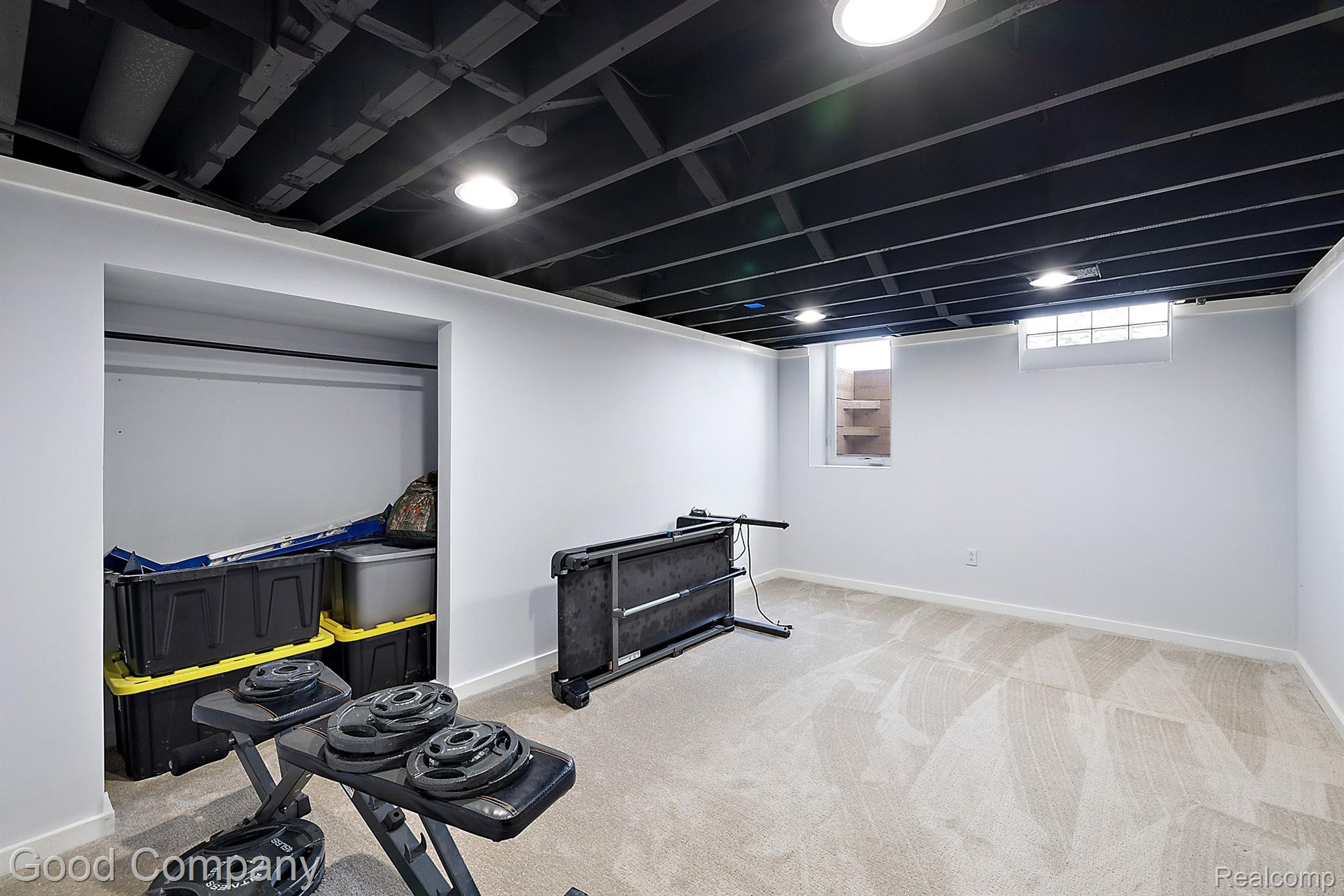 807 Sunnybeach Boulevard