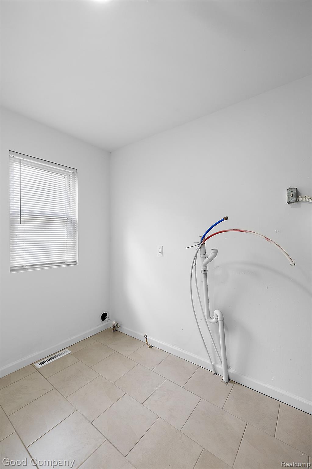 70 E YPSILANTI Avenue