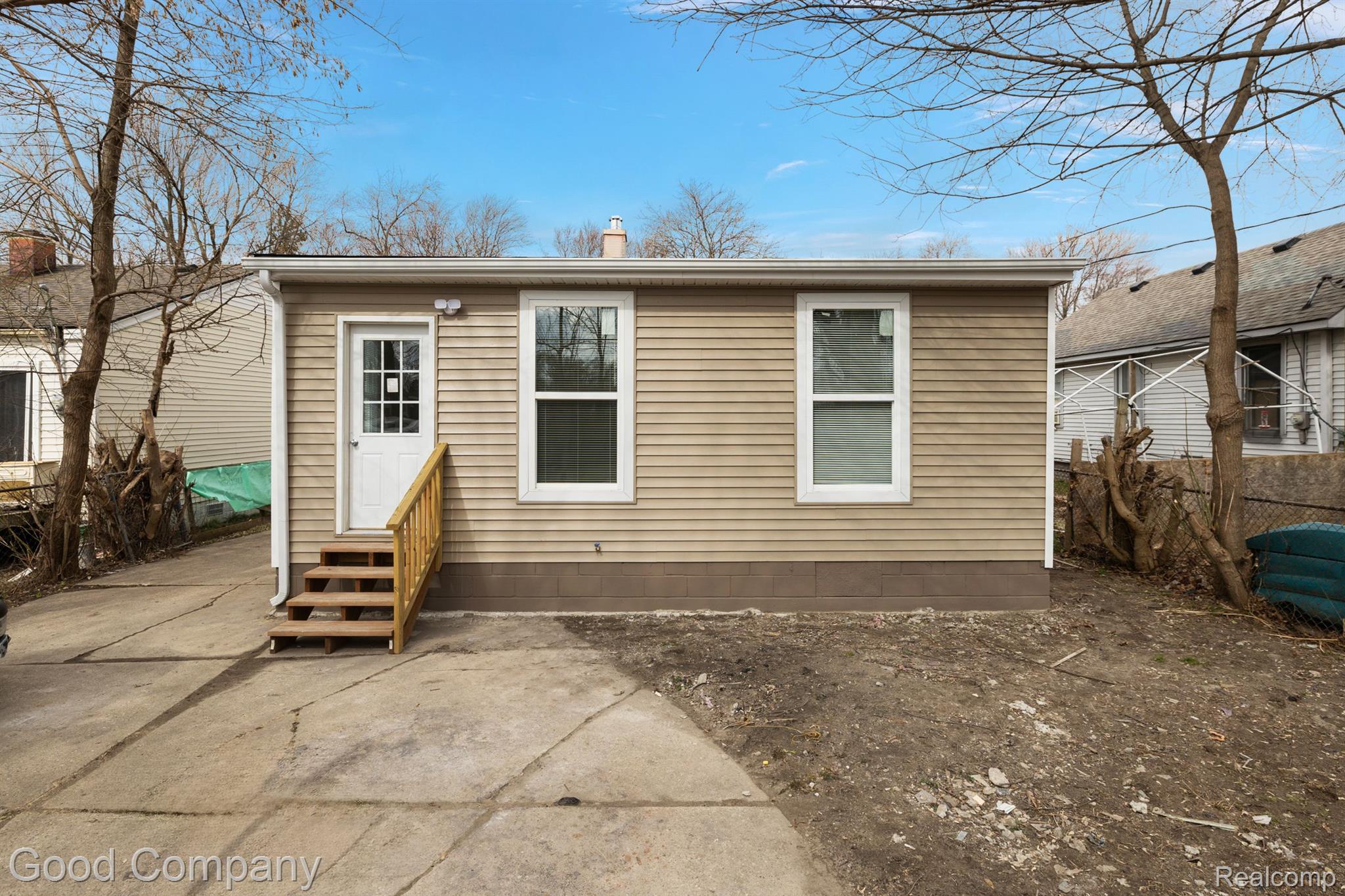 70 E YPSILANTI Avenue