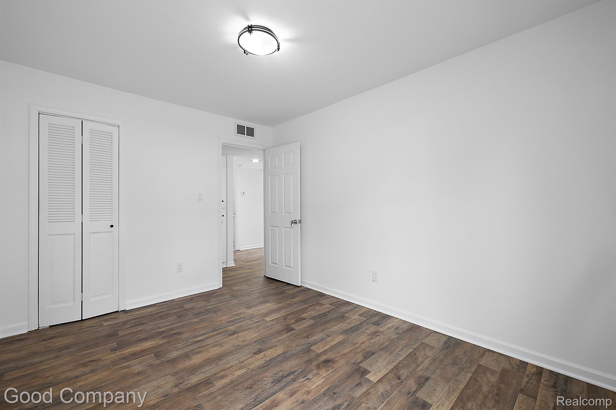 70 E YPSILANTI Avenue