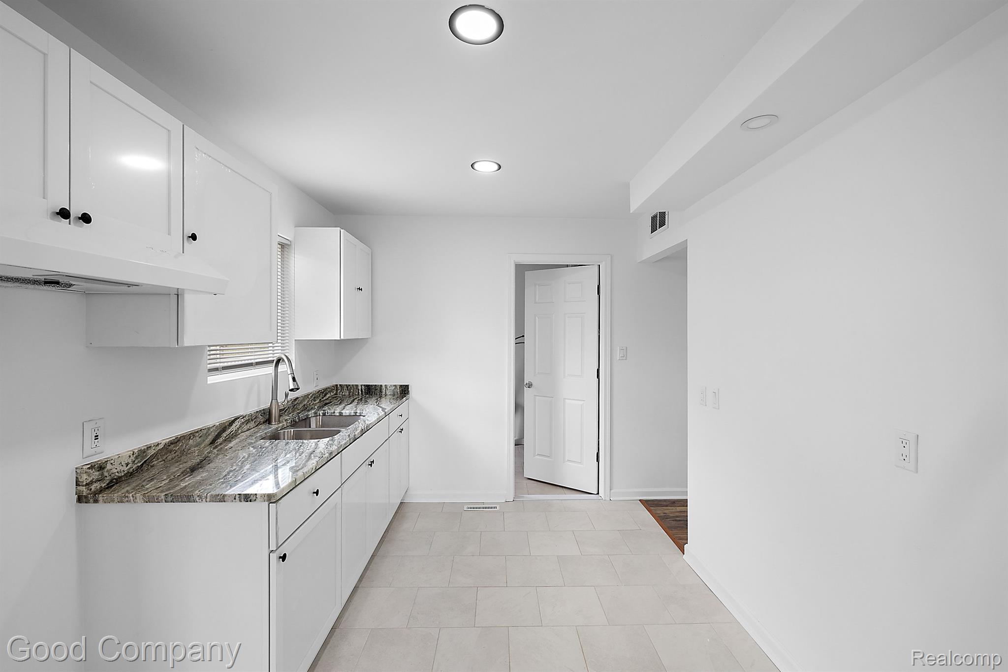 70 E YPSILANTI Avenue