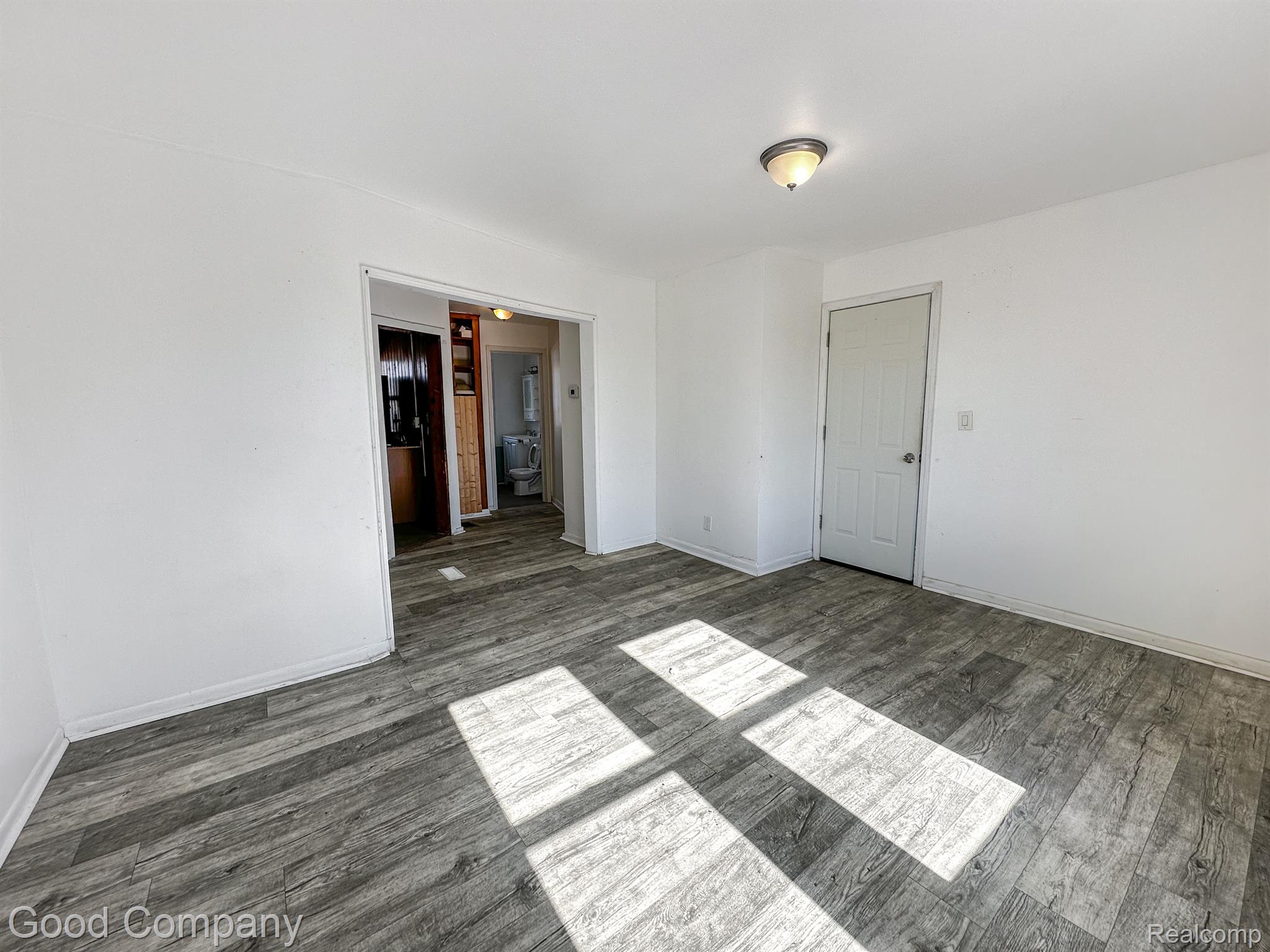 601 N PERRY Street #605