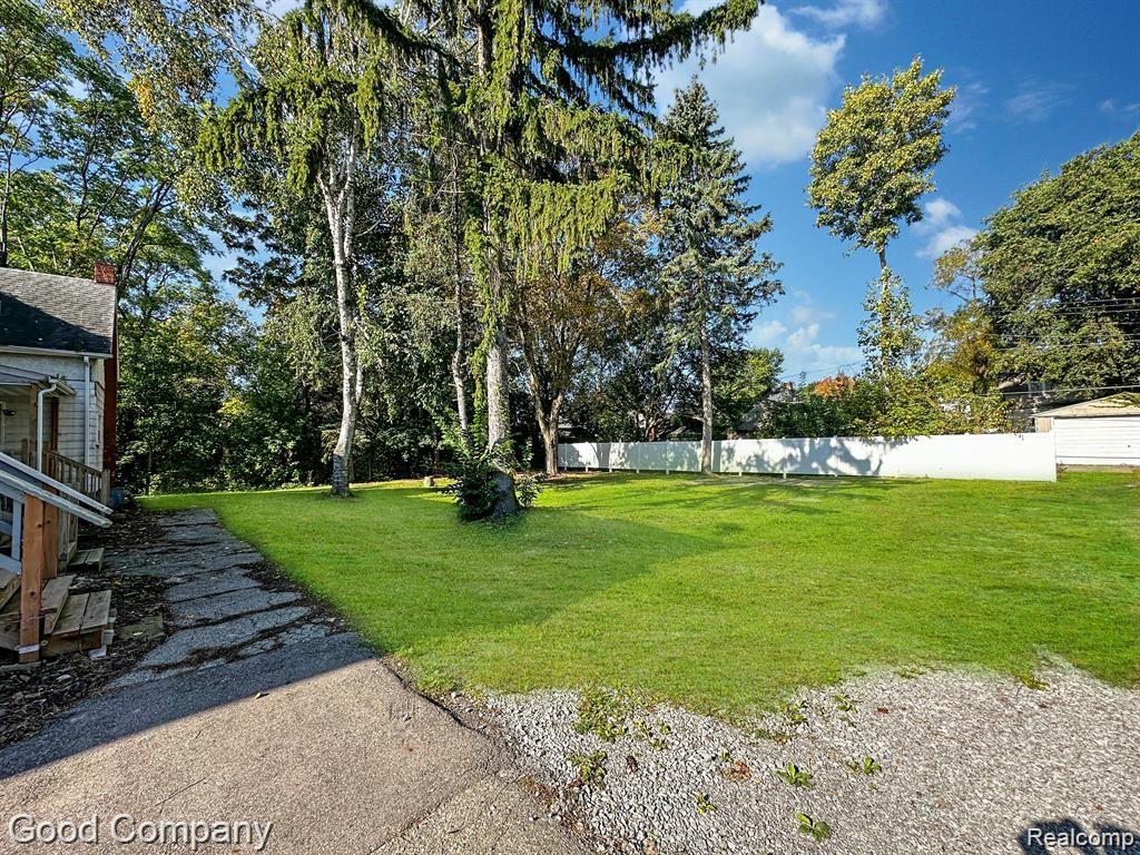 601 N PERRY Street #605