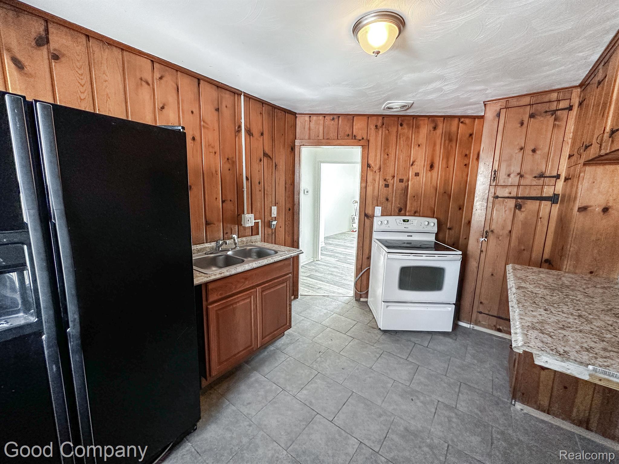 601 N PERRY Street #605