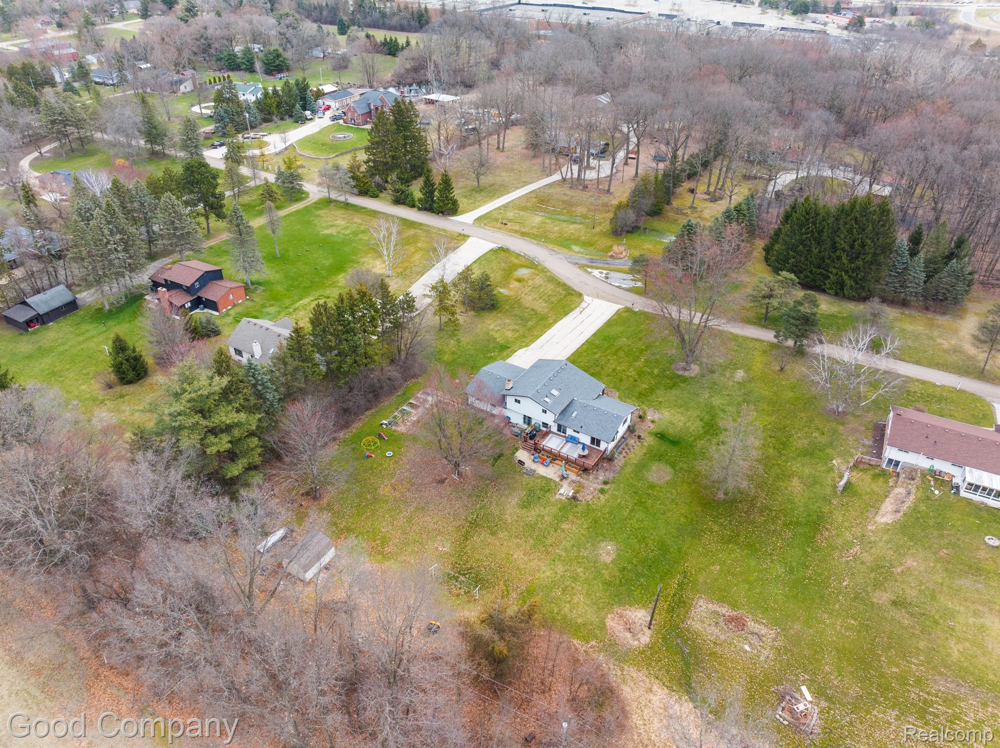 4948 MEADOWBROOK Lane