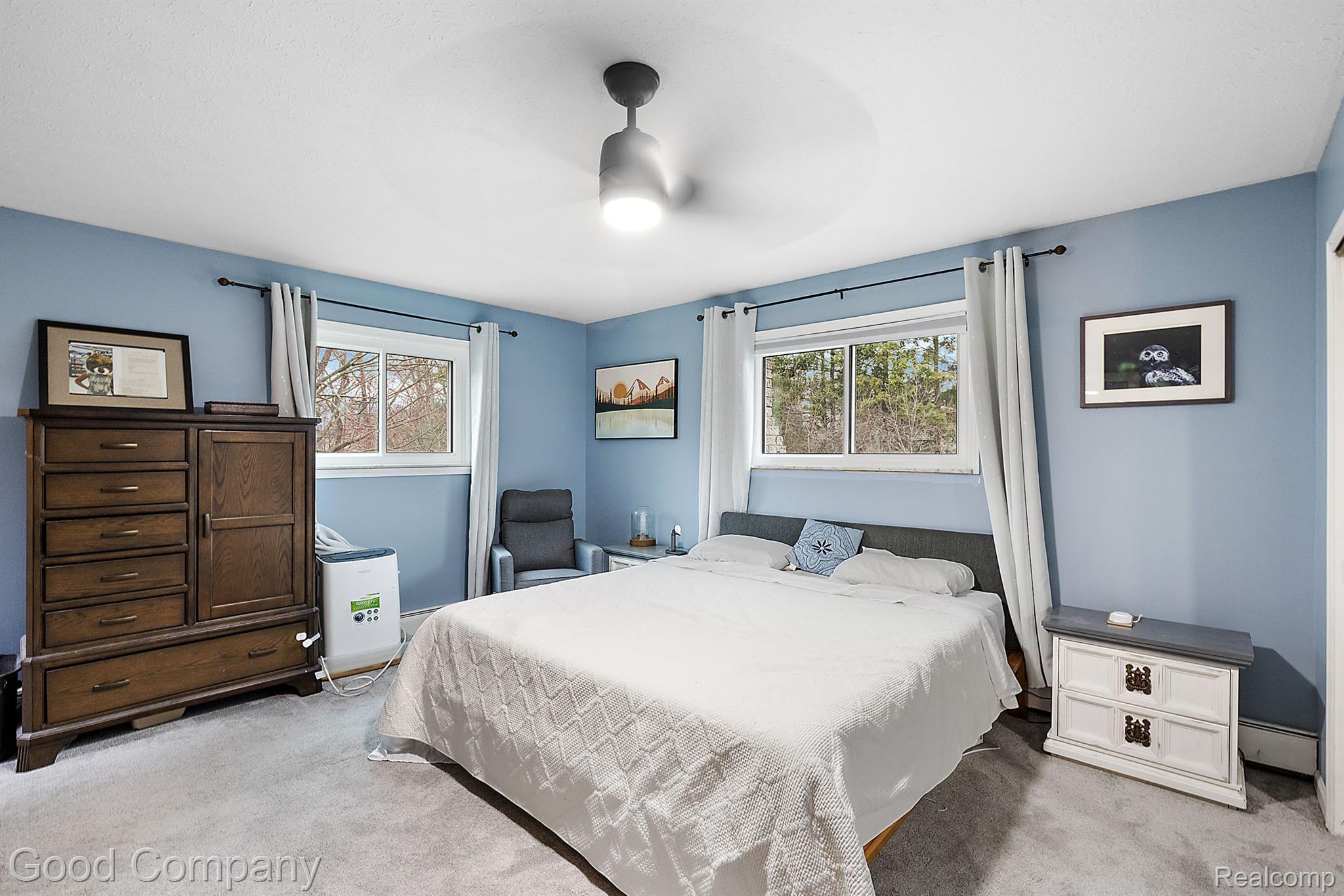 4948 MEADOWBROOK Lane