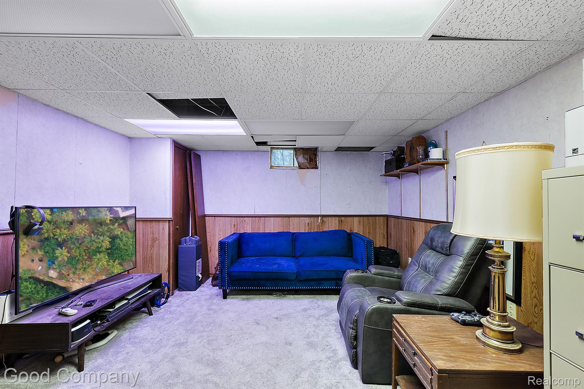 4948 MEADOWBROOK Lane