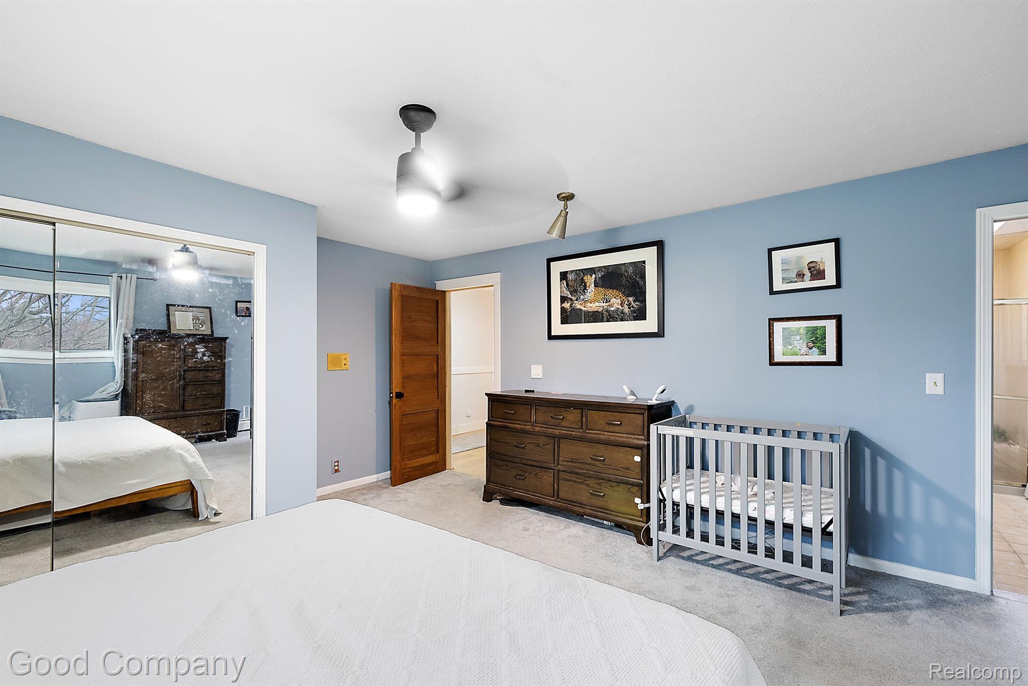 4948 MEADOWBROOK Lane