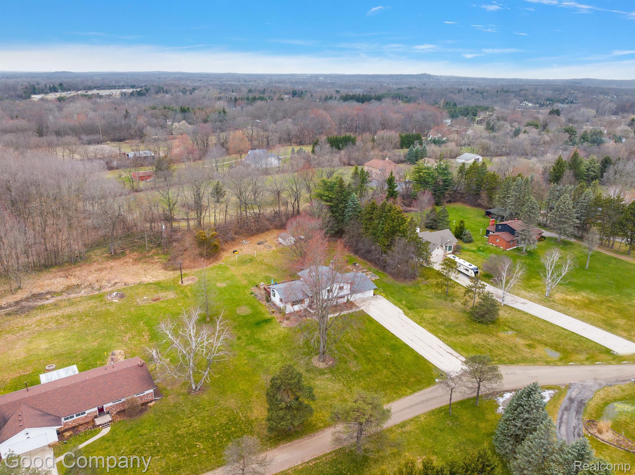 4948 MEADOWBROOK Lane