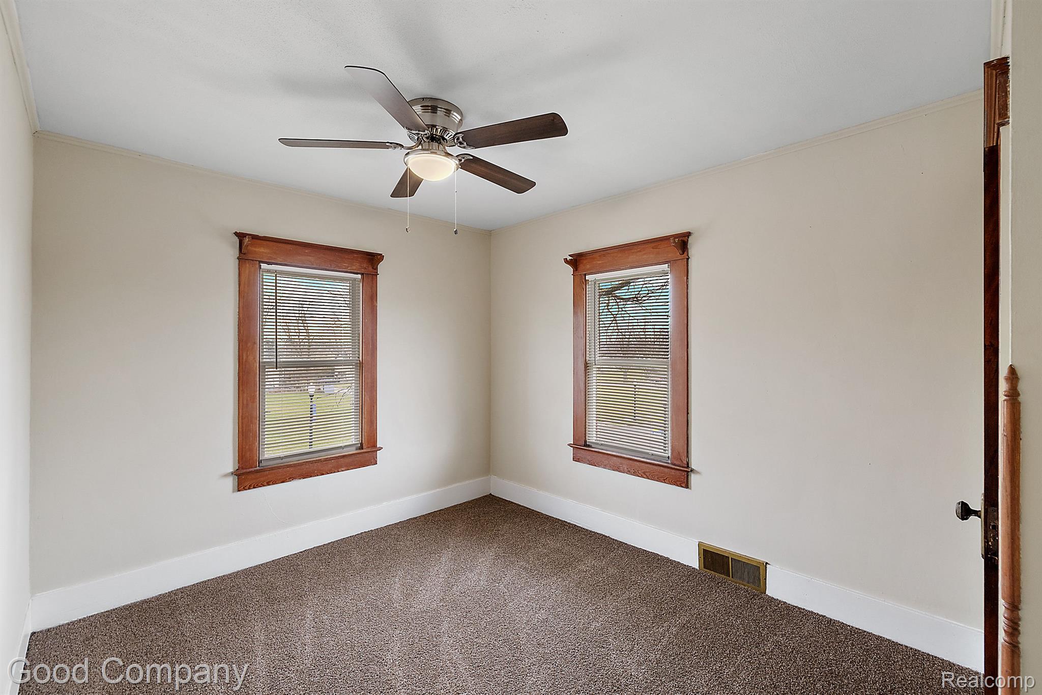 1312 UNIVERSITY Avenue