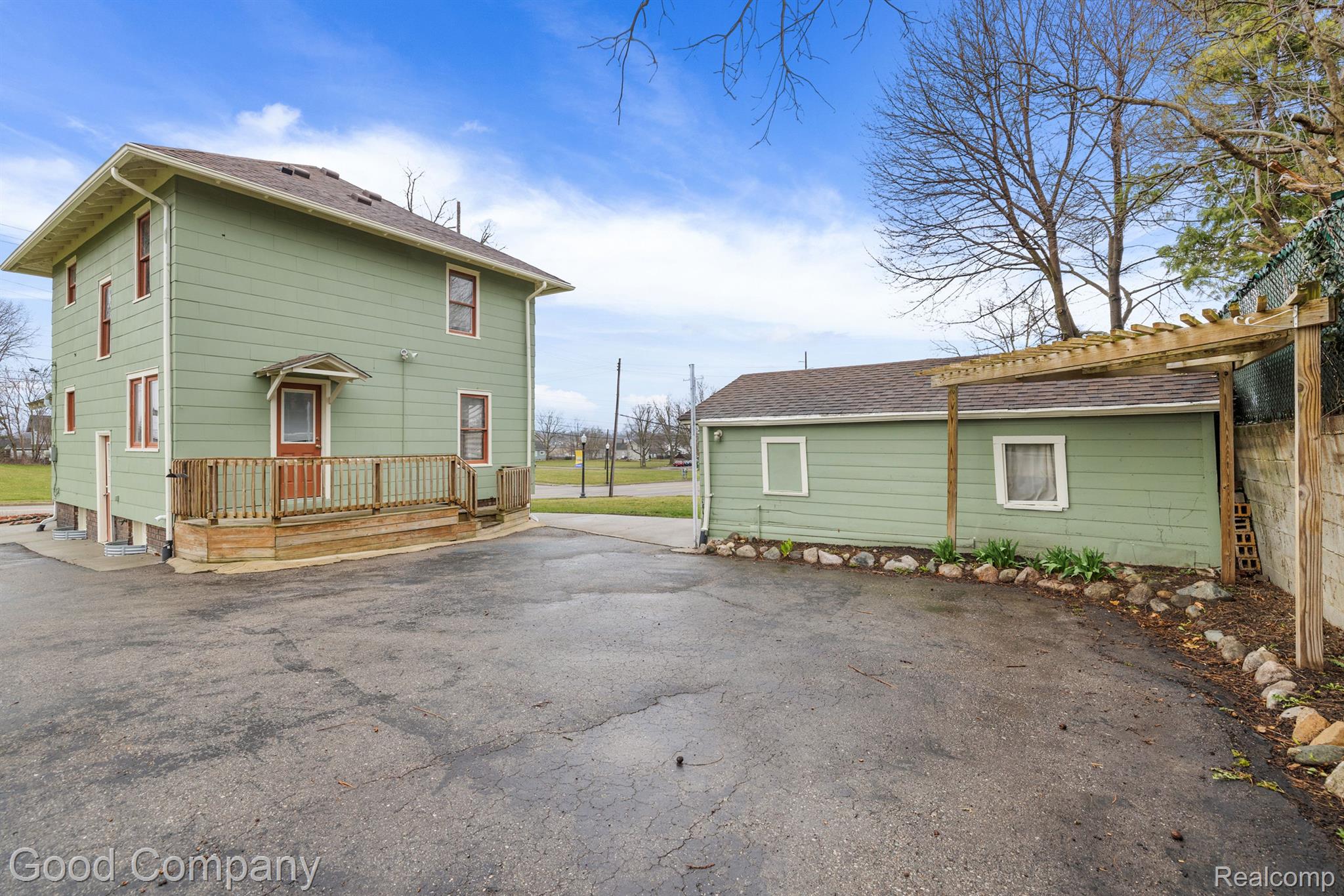 1312 UNIVERSITY Avenue