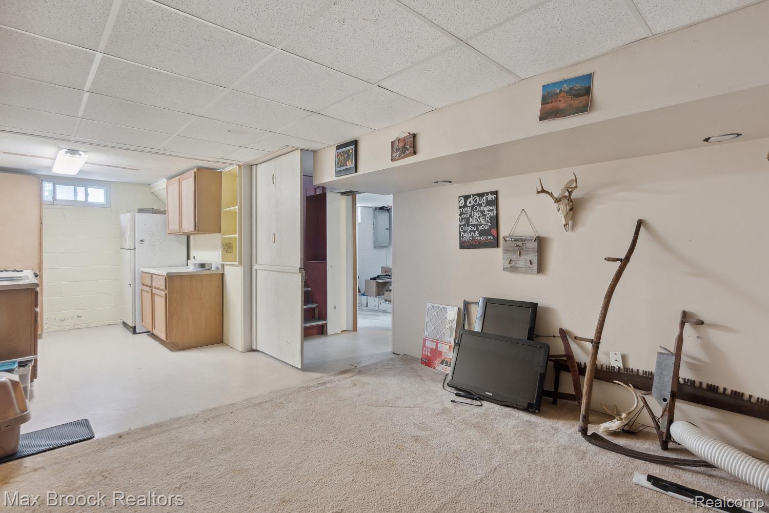 1298 PEPPERMILL Road