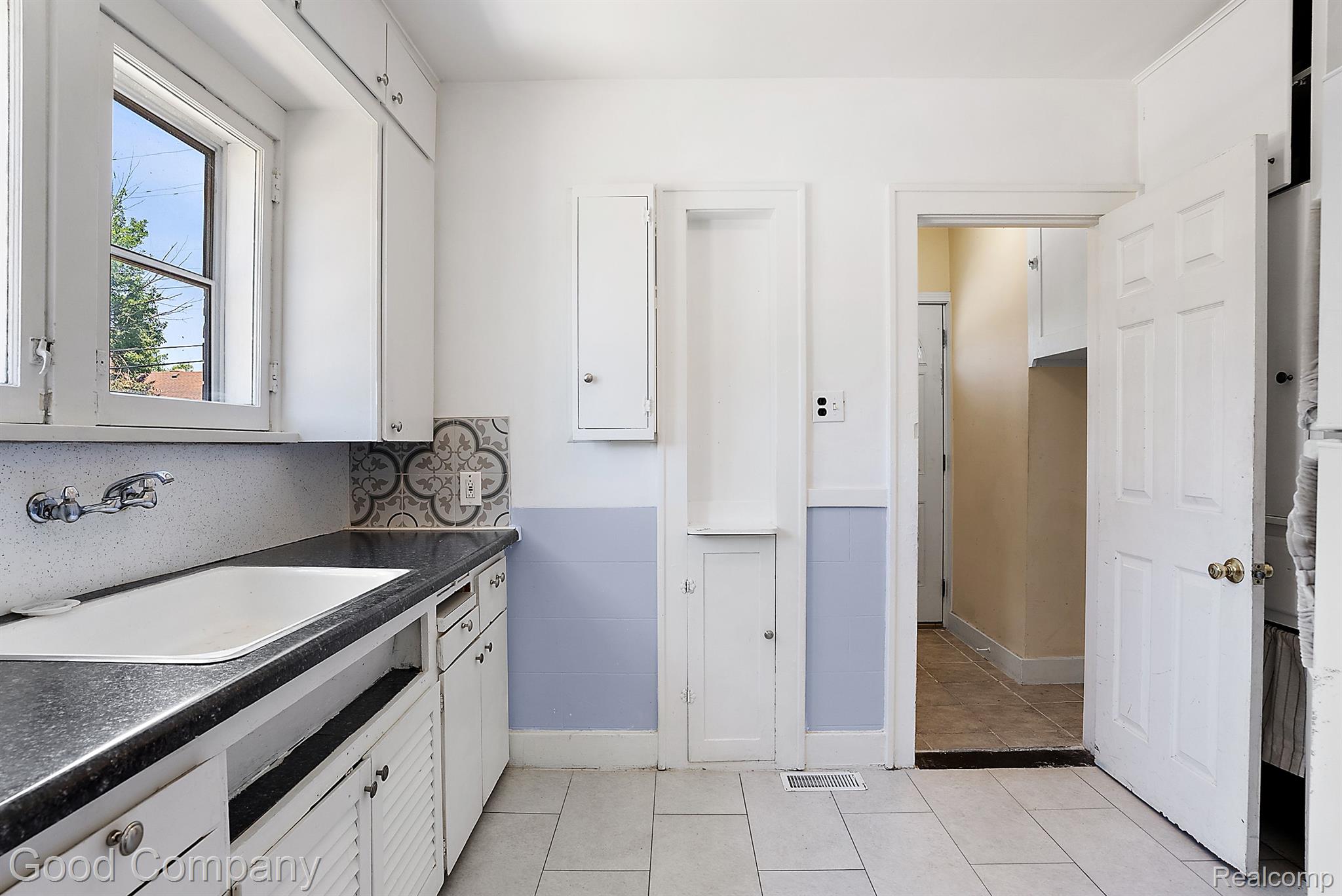 4416 DEVONSHIRE Road