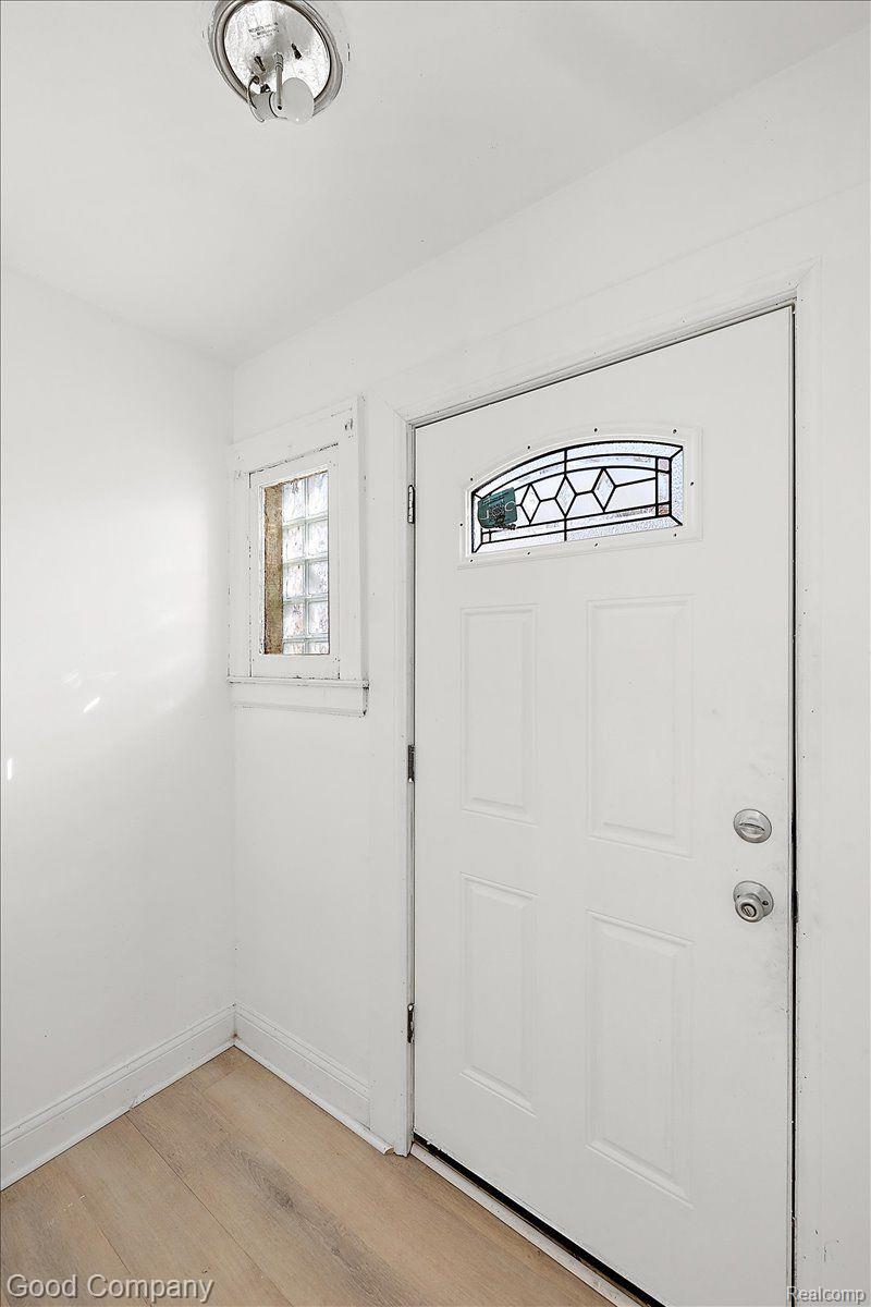 16515 MARK TWAIN Street