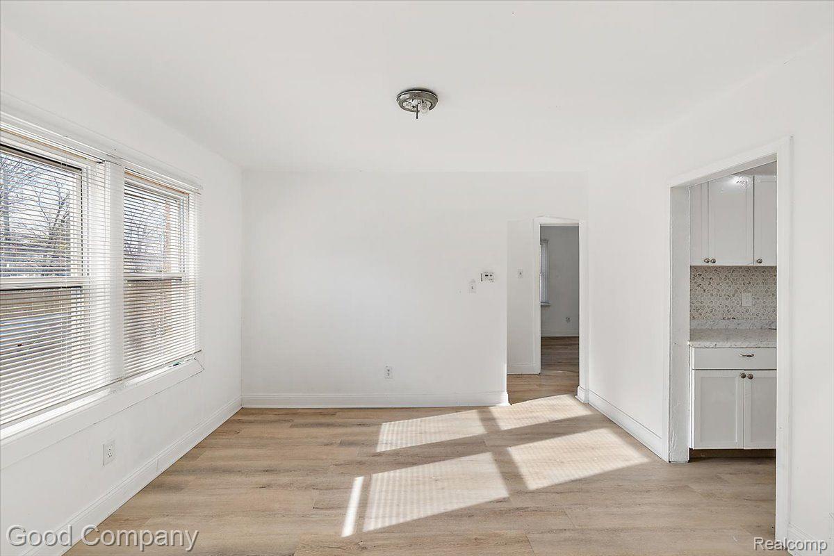 16515 MARK TWAIN Street